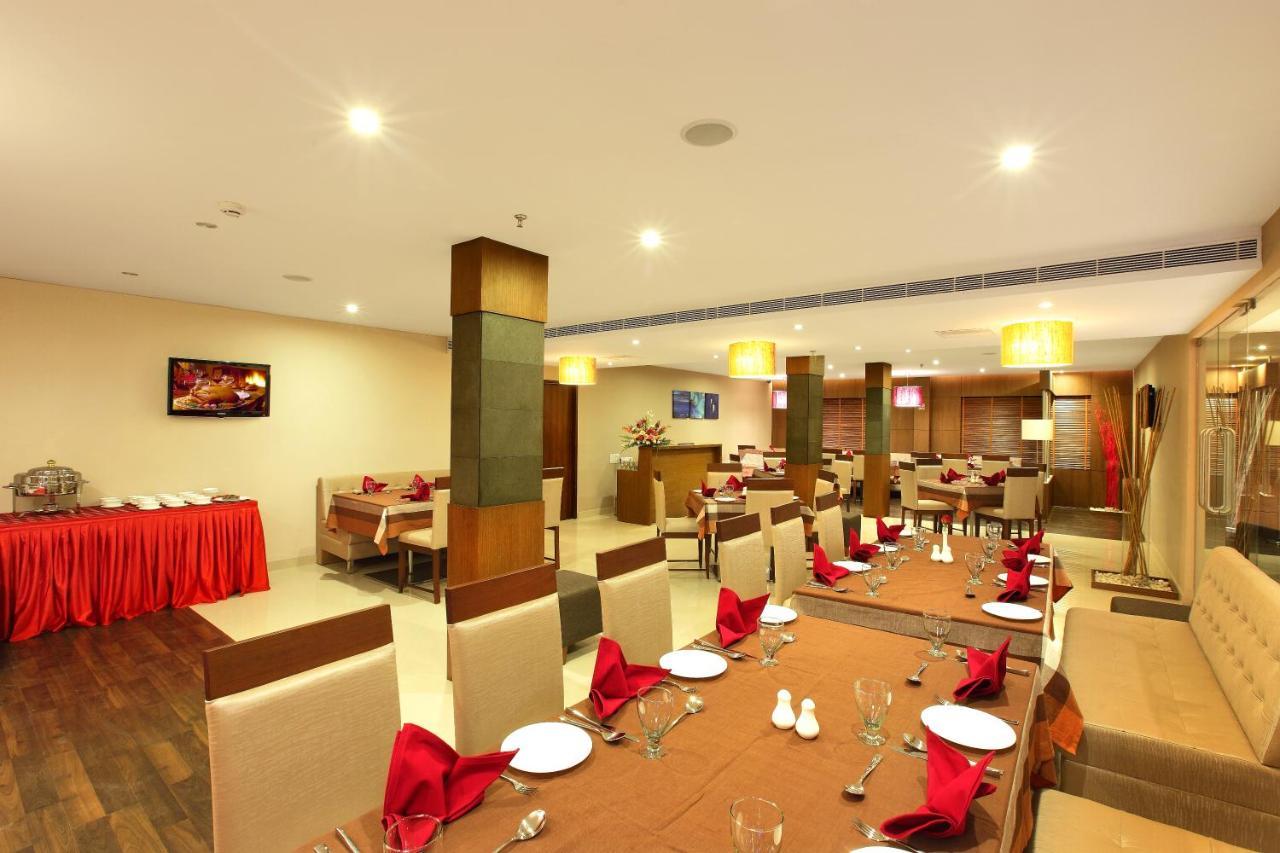 พาร์ค เรสซิเดนซี Hotel Adur ภายนอก รูปภาพ