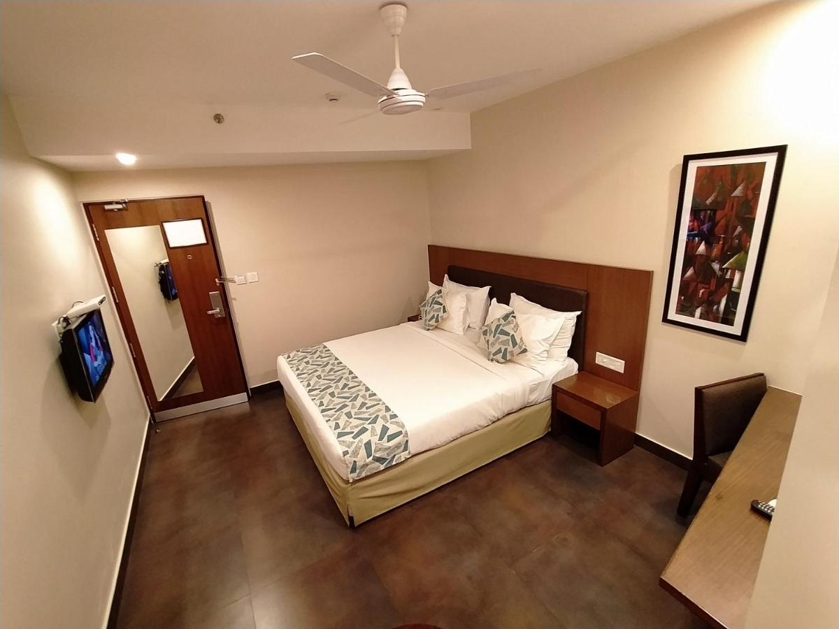 พาร์ค เรสซิเดนซี Hotel Adur ภายนอก รูปภาพ