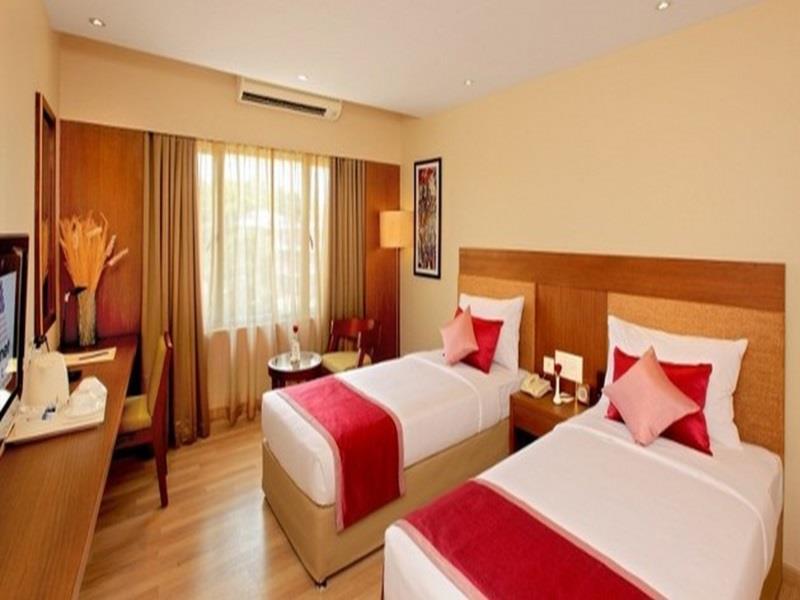 พาร์ค เรสซิเดนซี Hotel Adur ภายนอก รูปภาพ